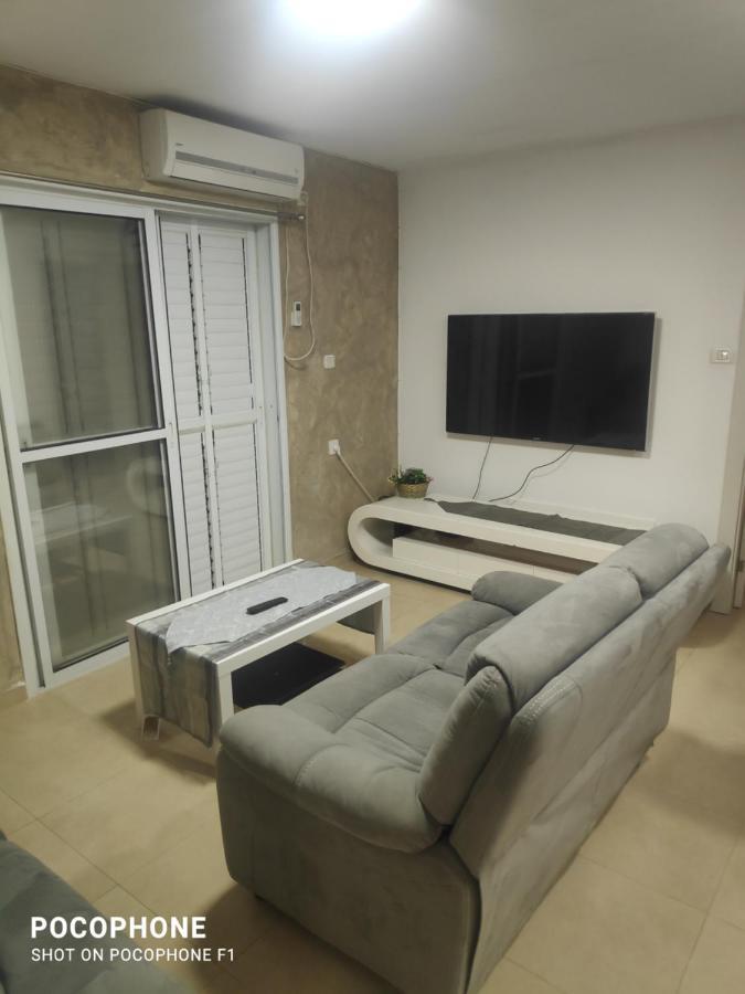 Appartement סוויטה של אלון à Arad Extérieur photo