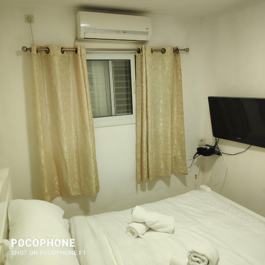Appartement סוויטה של אלון à Arad Extérieur photo